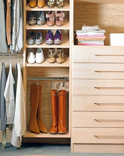 Armario para botas  Boot storage, Shoe closet, Closet inspiration